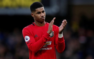 博鱼电竞动态-卡斯塔涅凌空抽射技惊四座